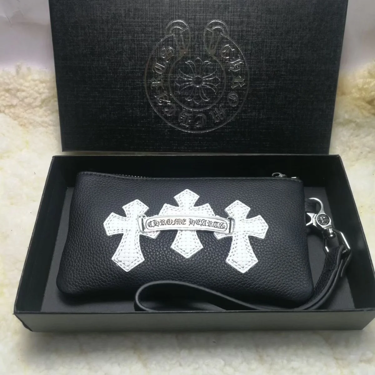 Chrome Hearts White Cross Leather Wristlet Wallet Chrome Hearts White Cross Leather Wristlet Wallet
